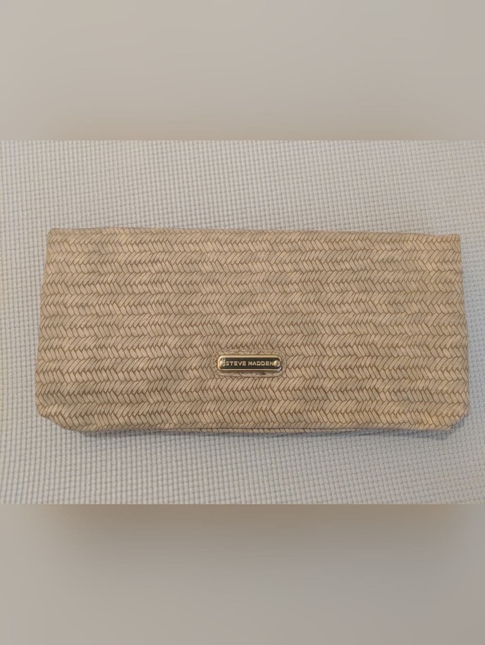 Steve Madden Folded Clutch in Taupe